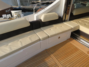 thumb_074362-azimut-yachts-55s
