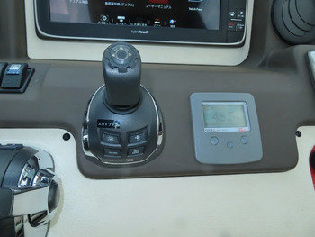 thumb_074362-azimut-yachts-55s