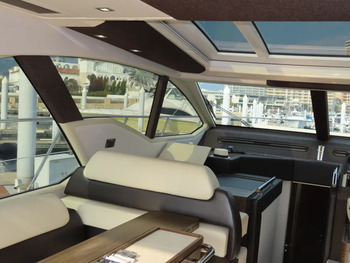 thumb_074362-azimut-yachts-55s