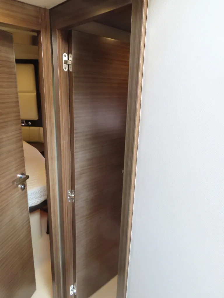 banner_074362-azimut-yachts-55s