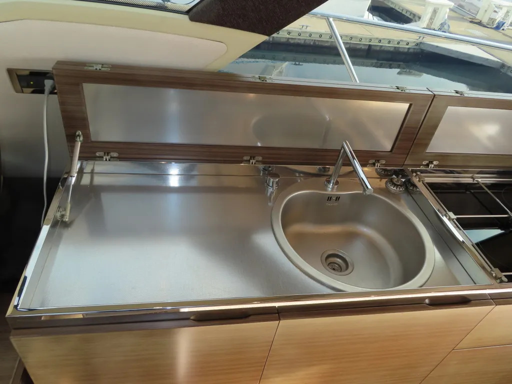 banner_074362-azimut-yachts-55s