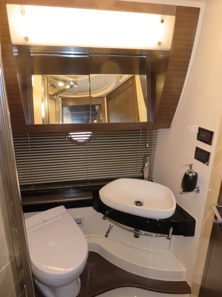 banner_074362-azimut-yachts-55s