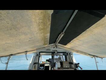 thumb_093963-nissan-cf-1000
