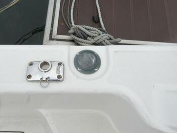 thumb_094014-nissan-pf780s