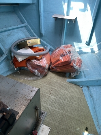 thumb_094037-ehime-plastics-shipyard-fishing-vessel
