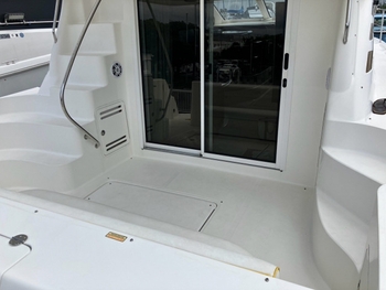 thumb_094045-sea-ray-450-sedan-bridge