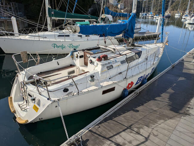 medium_088508-beneteau-oceanis-320
