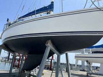 thumb_094080-catalina-yachts-30-mkii