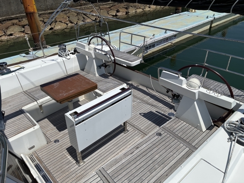 banner_094161-beneteau-sense-50