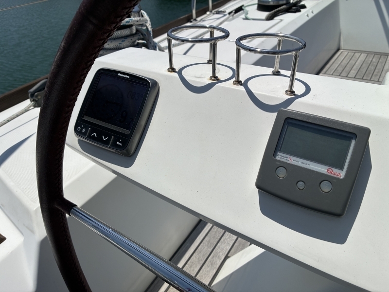 banner_094161-beneteau-sense-50