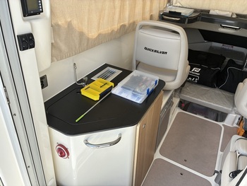 thumb_094165-quicksilver-755-pilothouse