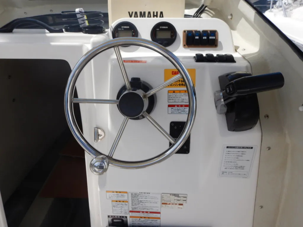 banner_094168-yamaha-f-a-s-t-23