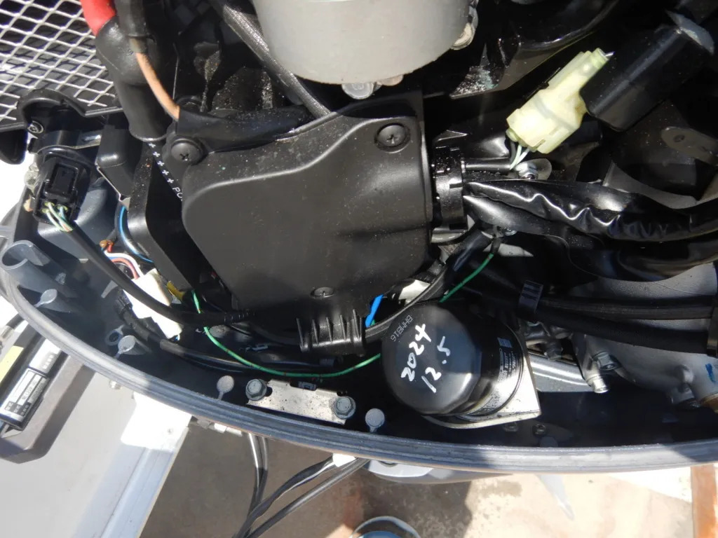 banner_094168-yamaha-f-a-s-t-23