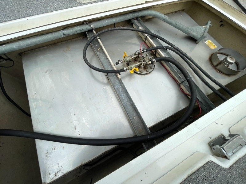 banner_094240-nissan-sunfisher-33-ii