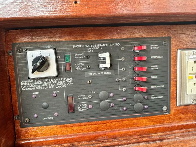 banner_094261-bayliner-25