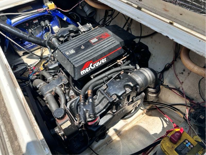 banner_094261-bayliner-25
