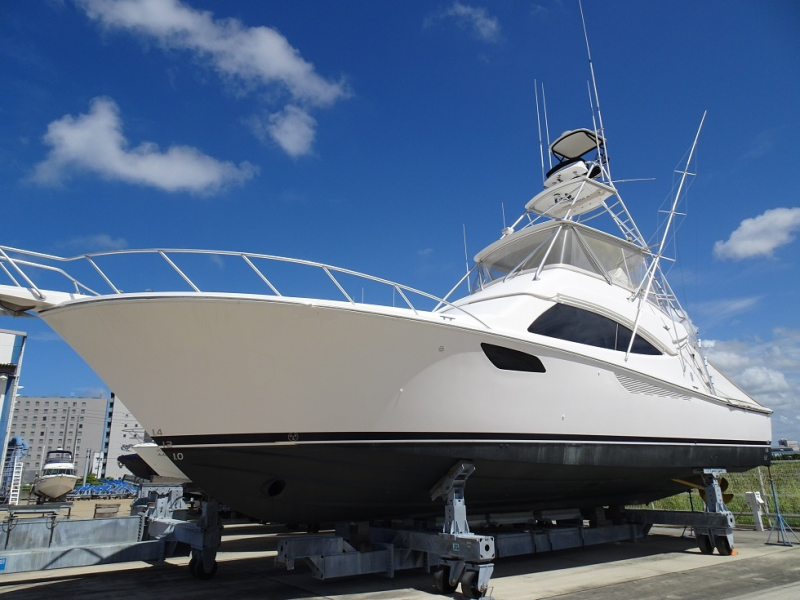 banner_094312-bertram-540-convertible