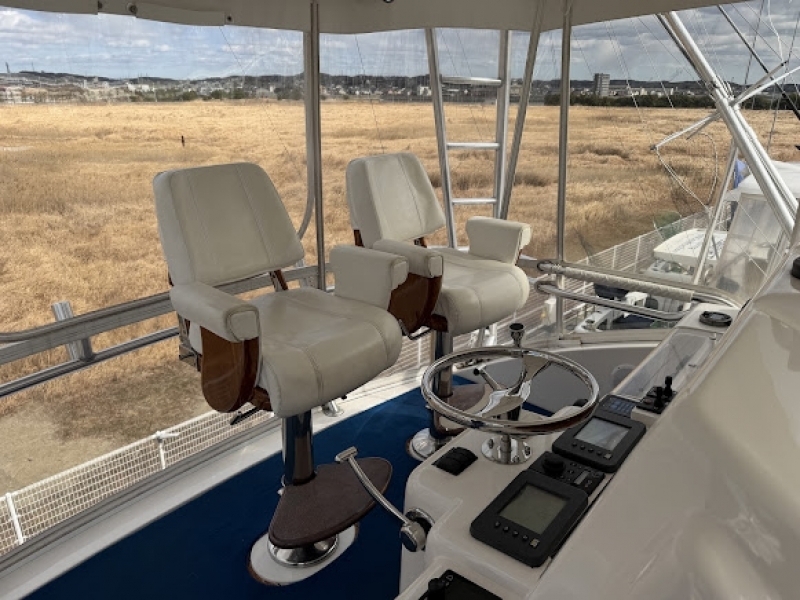 banner_094316-bertram-540-convertible