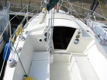 thumb_094331-dufour-yachts-27