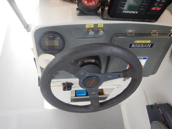 thumb_094345-nissan-sp-550