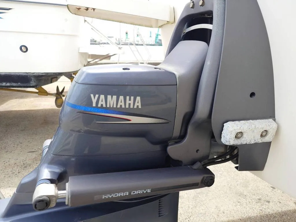 banner_094354-yamaha-uf-26