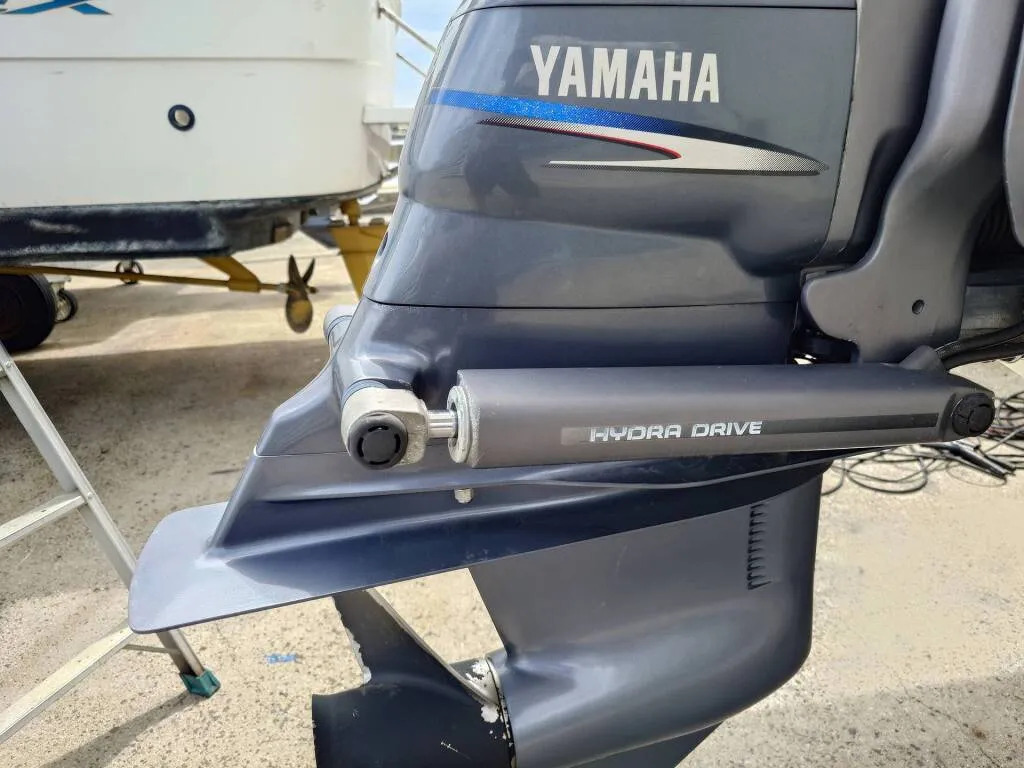 banner_094354-yamaha-uf-26