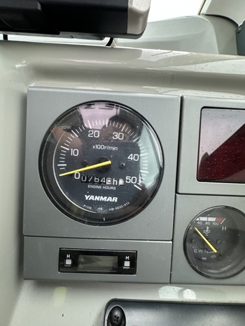 thumb_094412-yanmar-lf30z