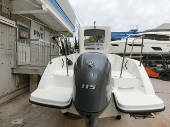 thumb_094418-yamaha-sr-x
