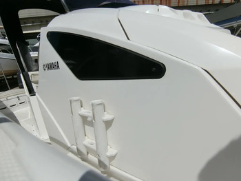 thumb_094418-yamaha-sr-x