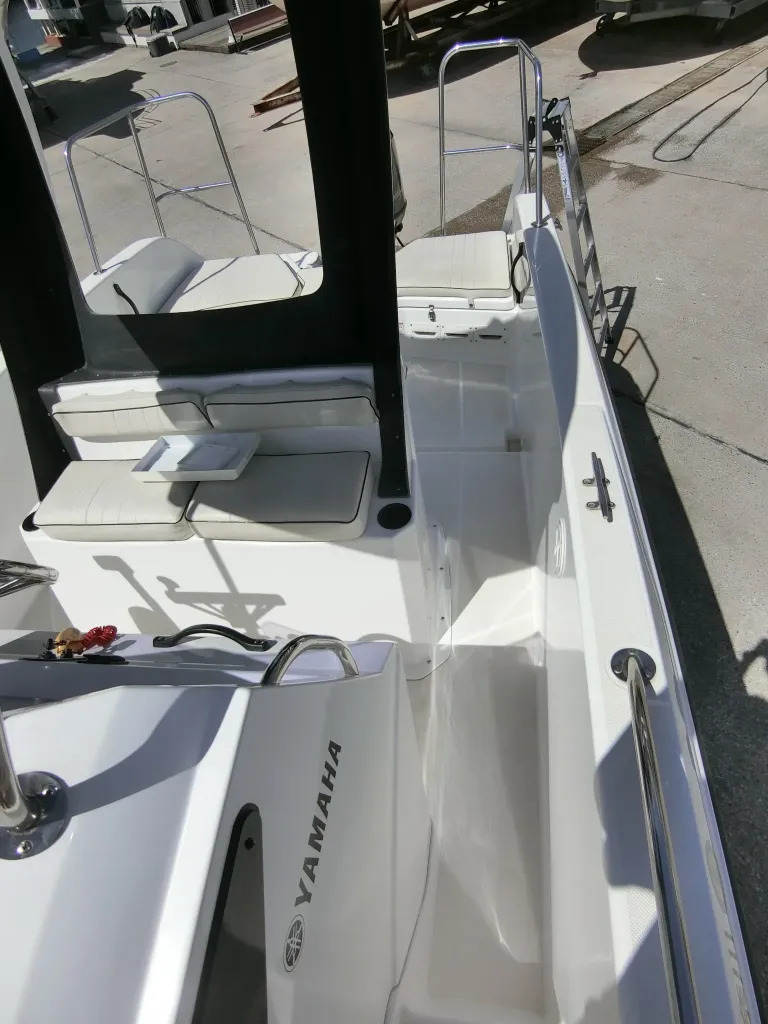 banner_094418-yamaha-sr-x