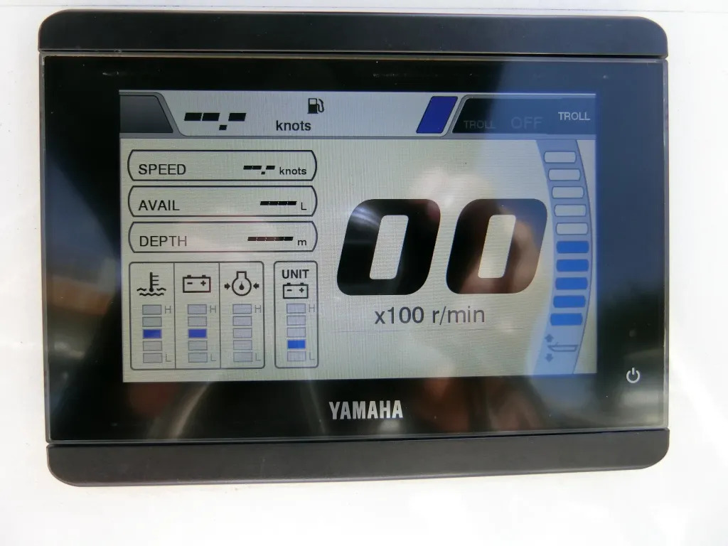 banner_094418-yamaha-sr-x