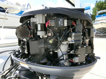 thumb_094418-yamaha-sr-x