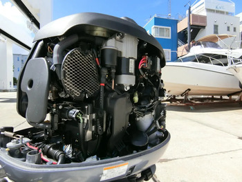 thumb_094418-yamaha-sr-x