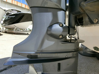 thumb_094418-yamaha-sr-x