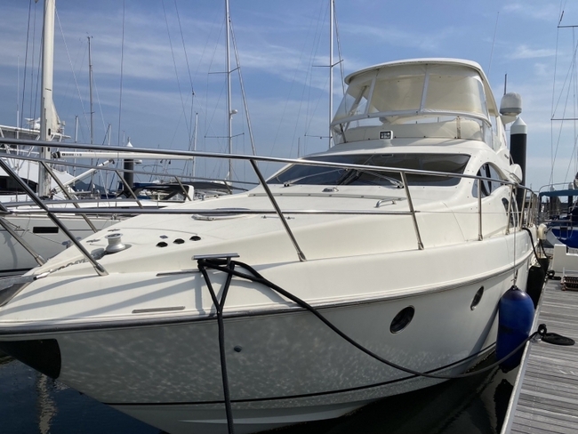 medium_094429-azimut-yachts-50