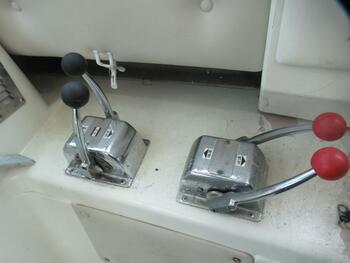 thumb_094479-yamaha-sr-25