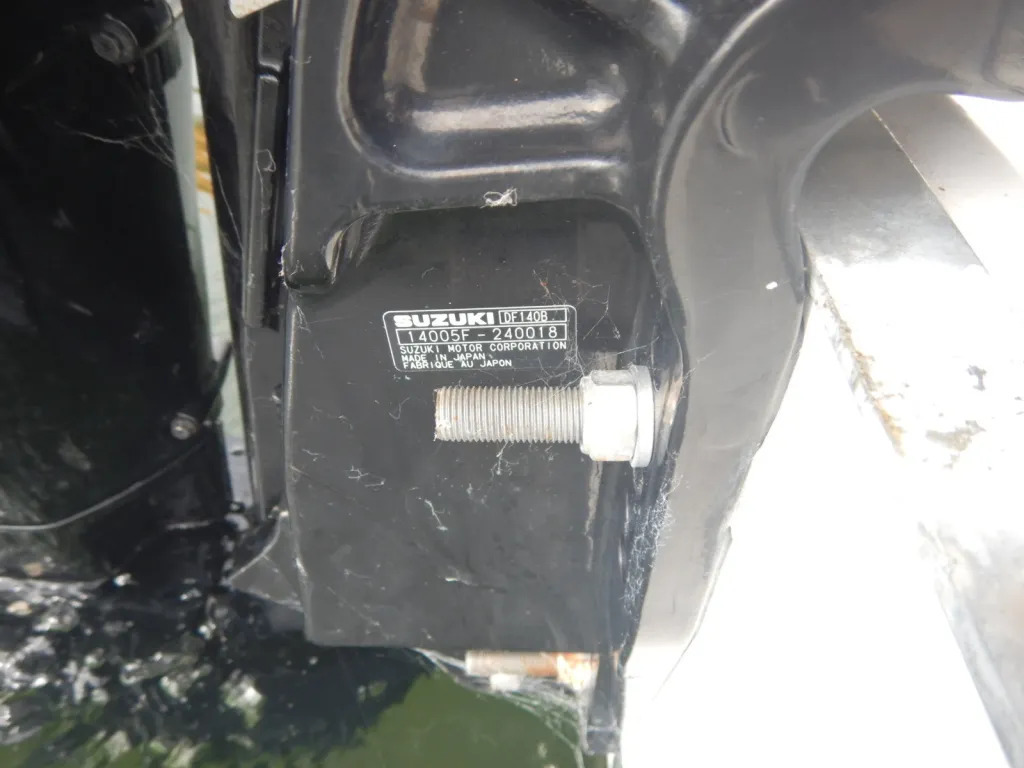 banner_094537-suzuki-f230