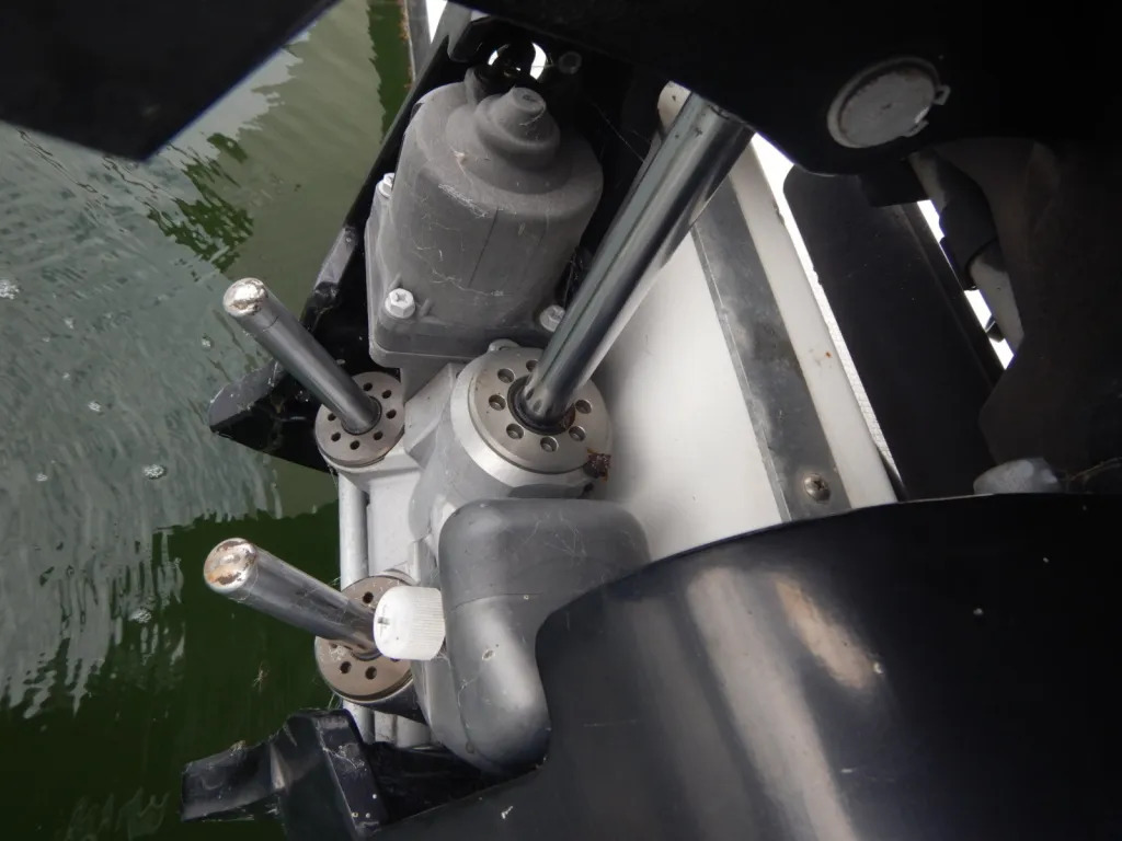 banner_094537-suzuki-f230