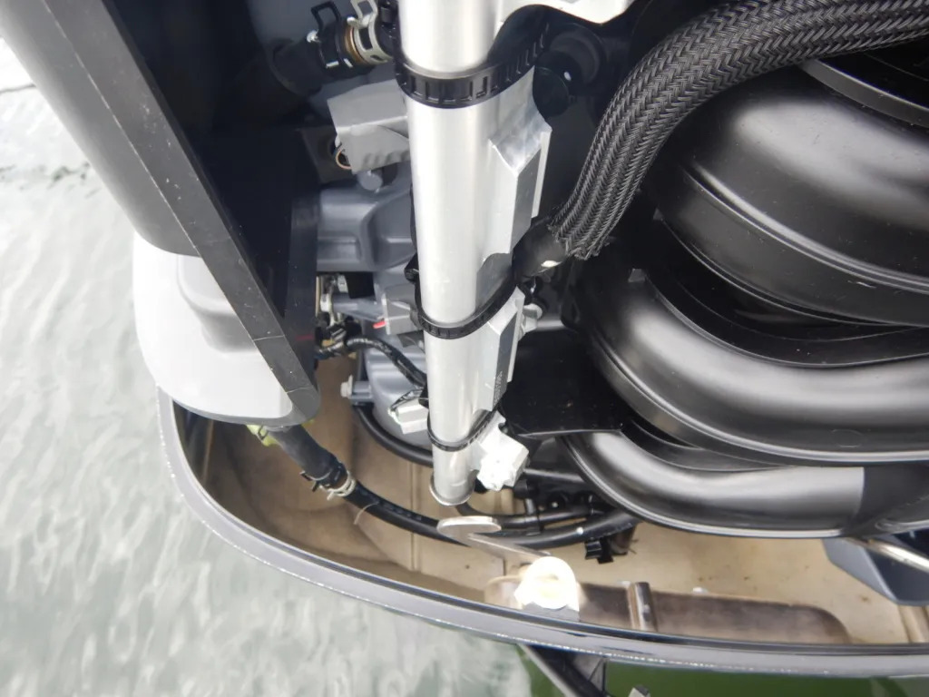 banner_094537-suzuki-f230