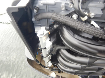 thumb_094537-suzuki-f230