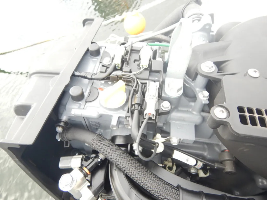 banner_094537-suzuki-f230