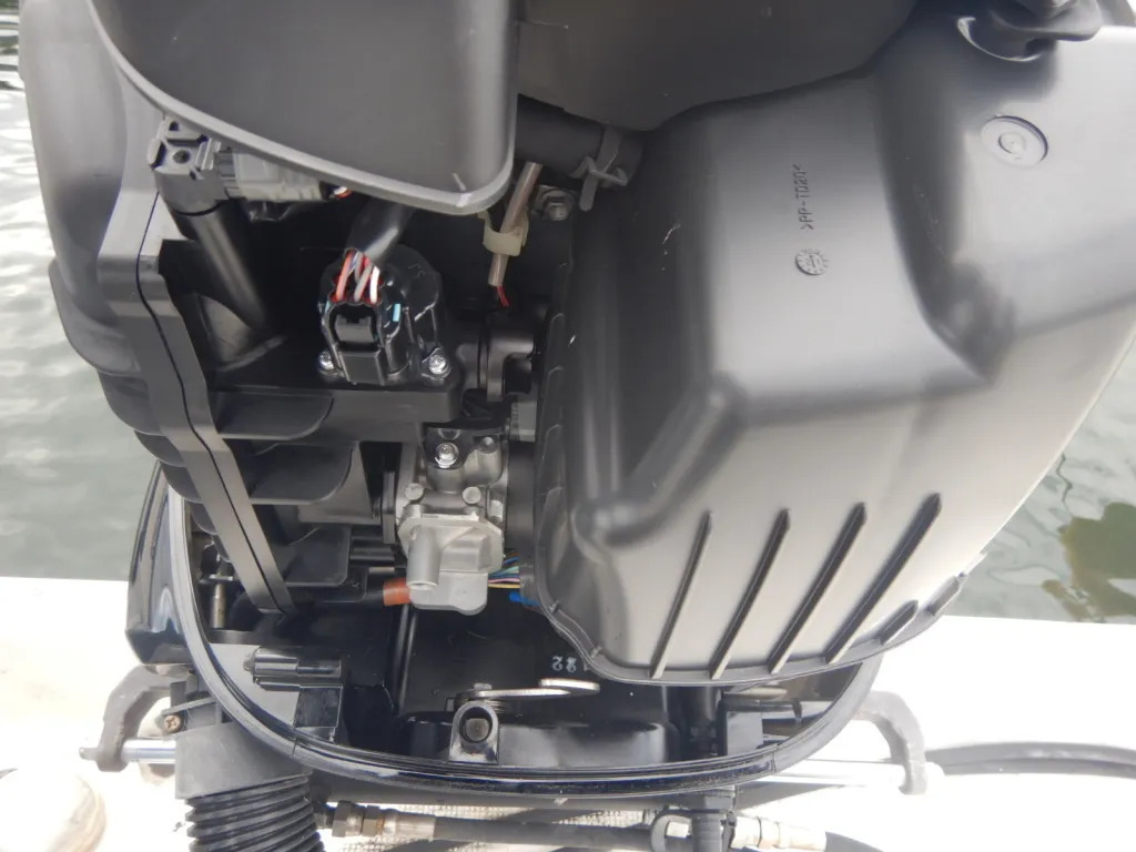 banner_094537-suzuki-f230