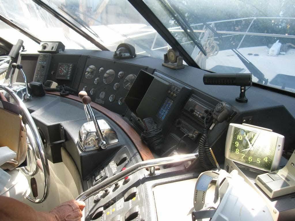 banner_094563-bayliner-4588-em