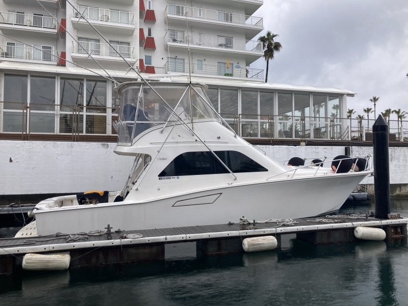 banner_094612-cabo-43-flybridge