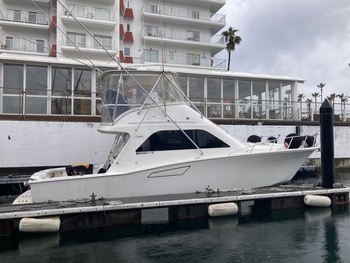 thumb_094612-cabo-43-flybridge