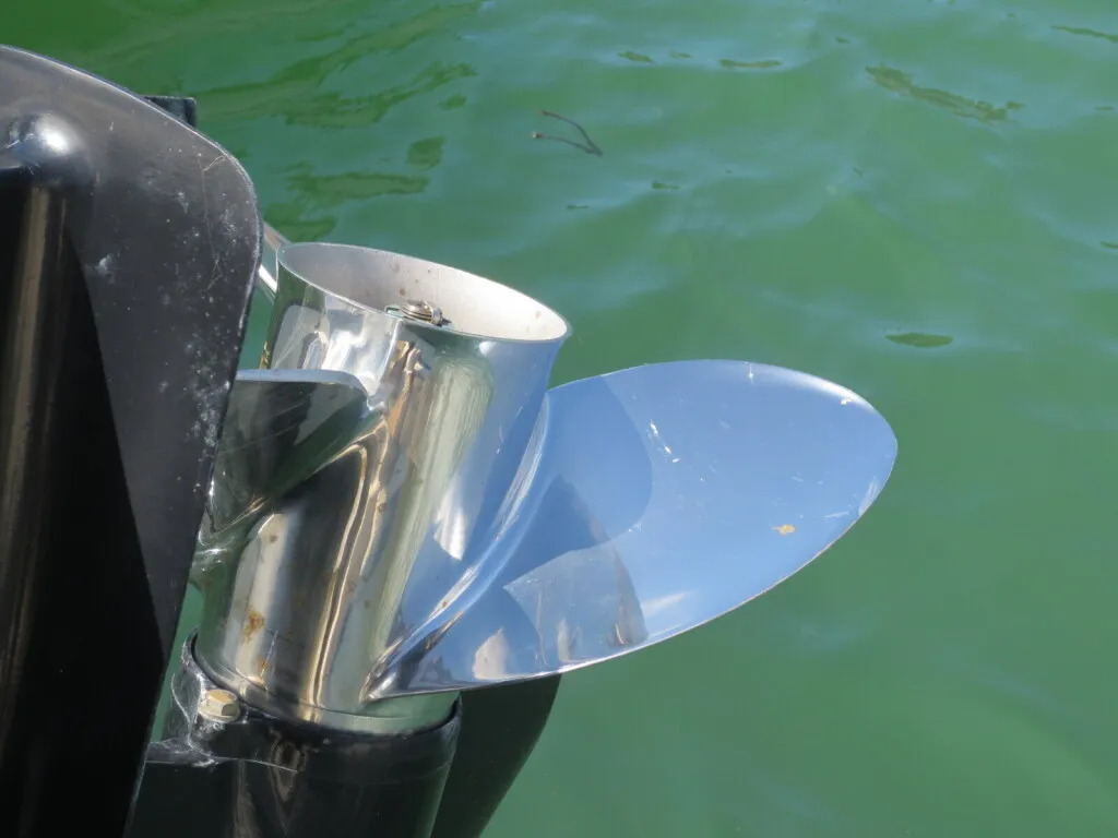banner_094625-yamaha-yf-23