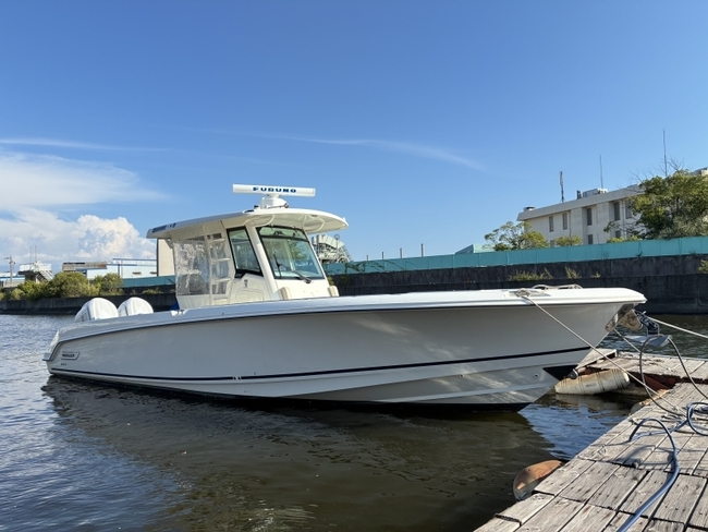 medium_094649-boston-whaler-330-outrage