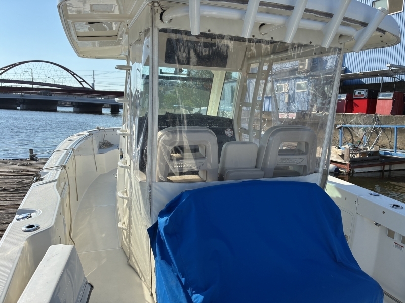 banner_094649-boston-whaler-330-outrage