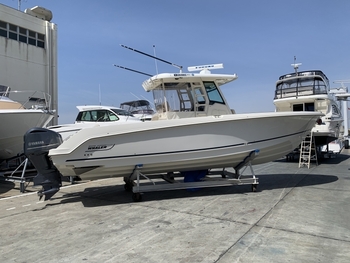 thumb_094649-boston-whaler-330-outrage