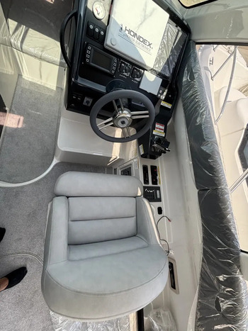 thumb_094668-toyota-ponam-28v